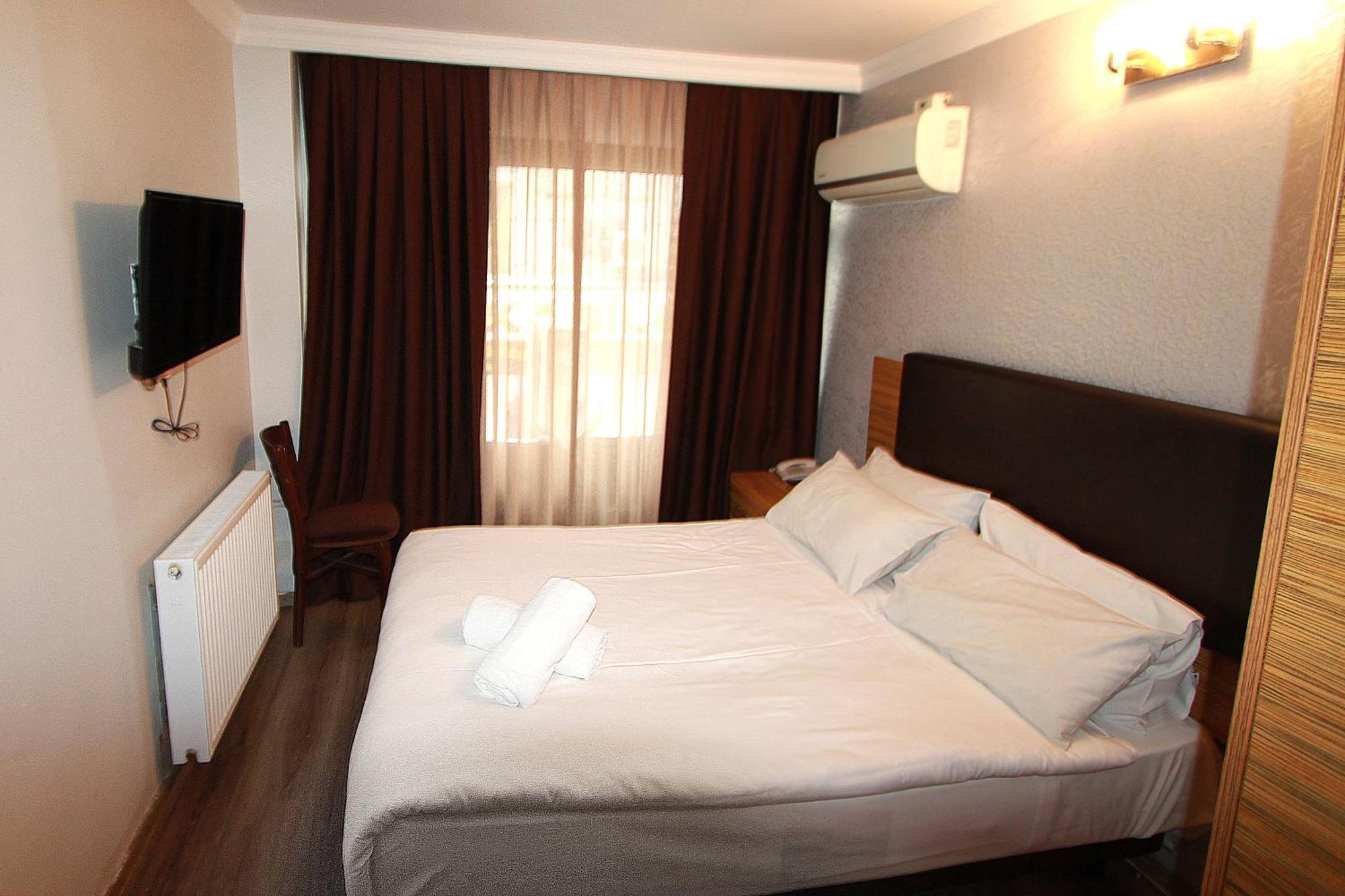 Lyon Otel