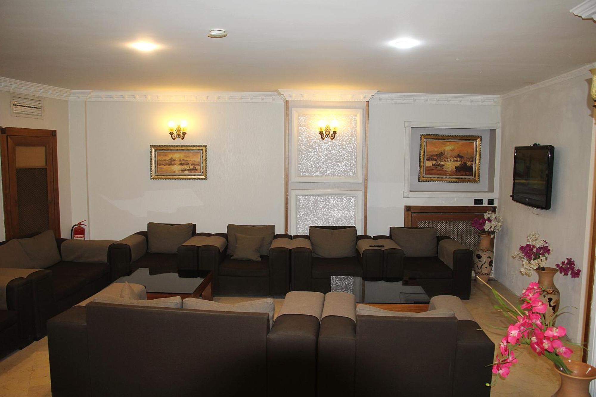 Otel Lyon 3*